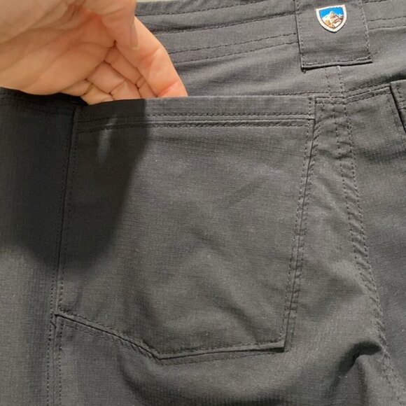 Kuhl Cargo pockets Pant Straight Leg Hiking Pants 4 Short - Picture 9 of 16